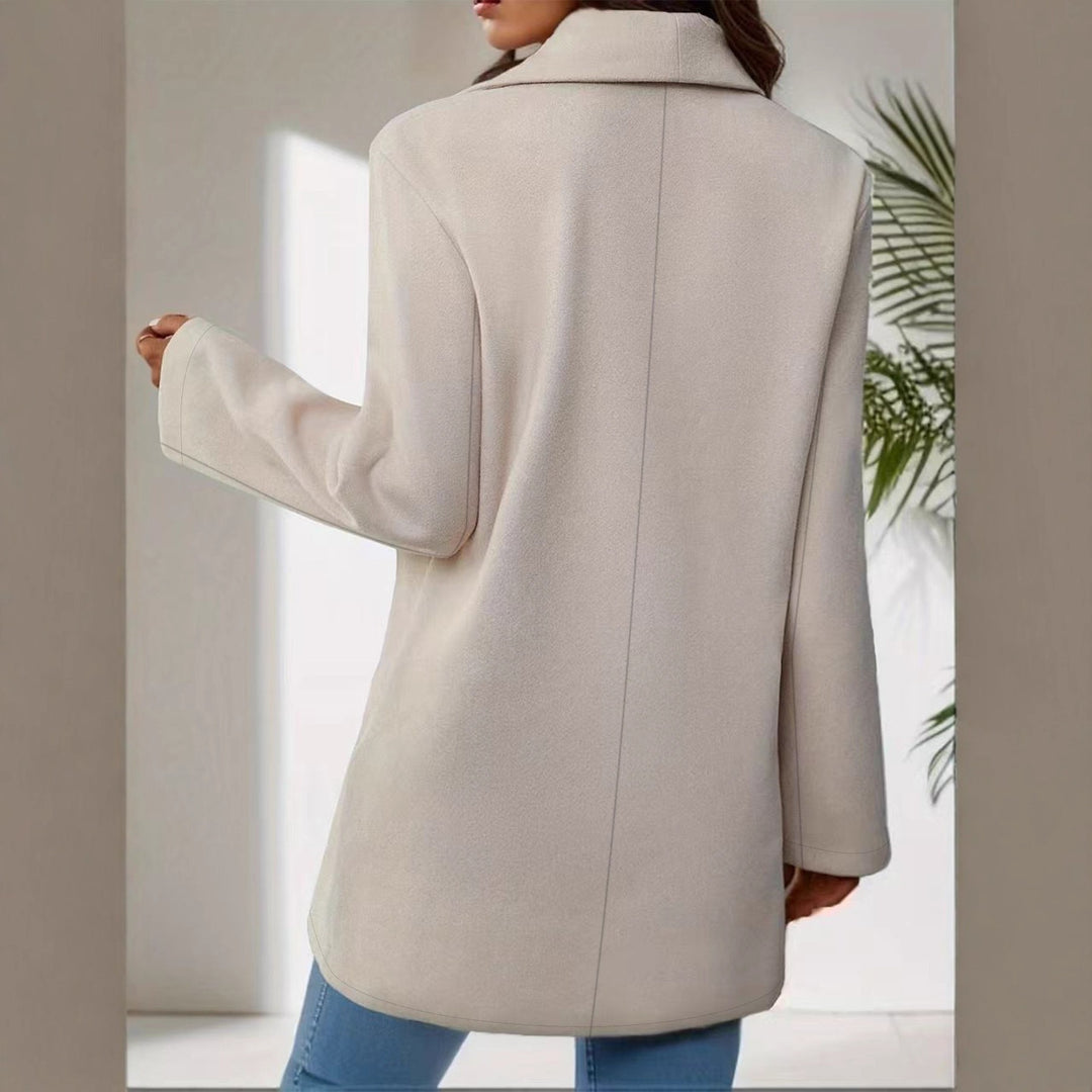 Ladies Elegant Oversized Jacket with Classic Cut and Chic Modern Buttons