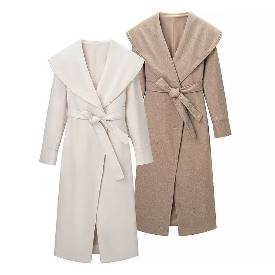 Manteau élégant pour femmes avec larges revers et ceinture à la taille Chic & Stil