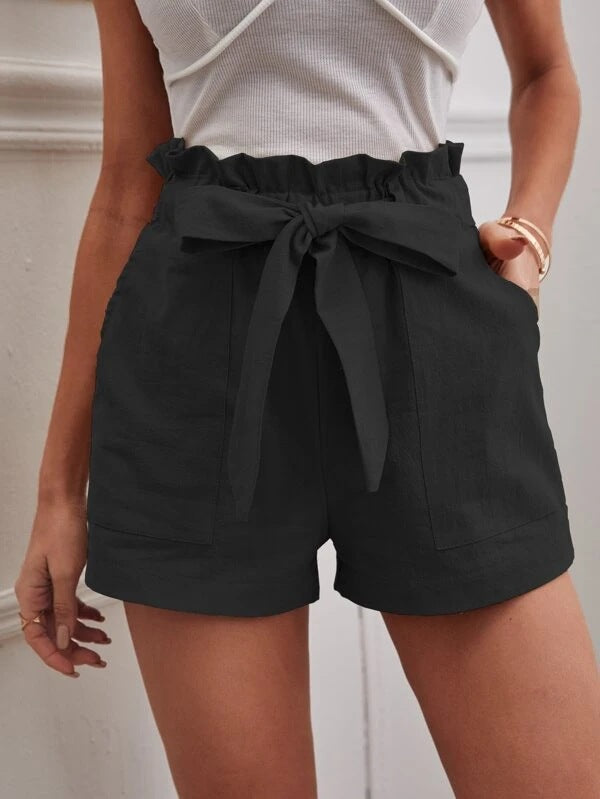 Fitted women's shorts with tie and practical pockets Lune London