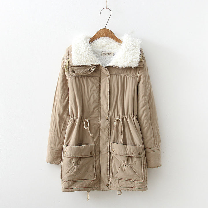 Women's winter coat, straight cut, with faux fur collar and practical pockets Lune London