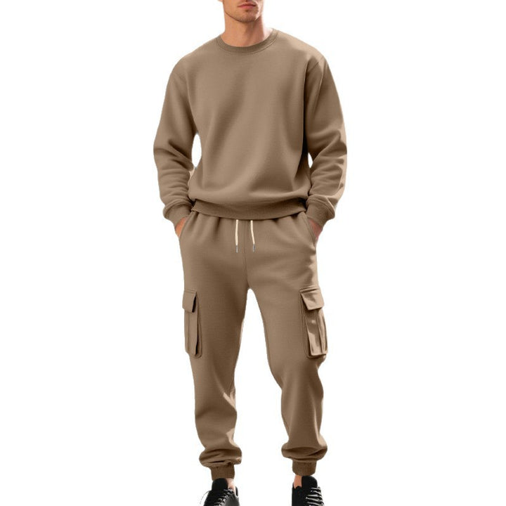Leisurewear for men with practical pockets and elastic waist Lune London