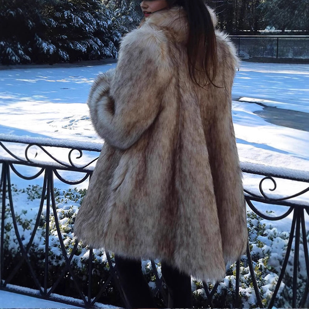 Ladies Comfortable Faux Fur Coat Amarae