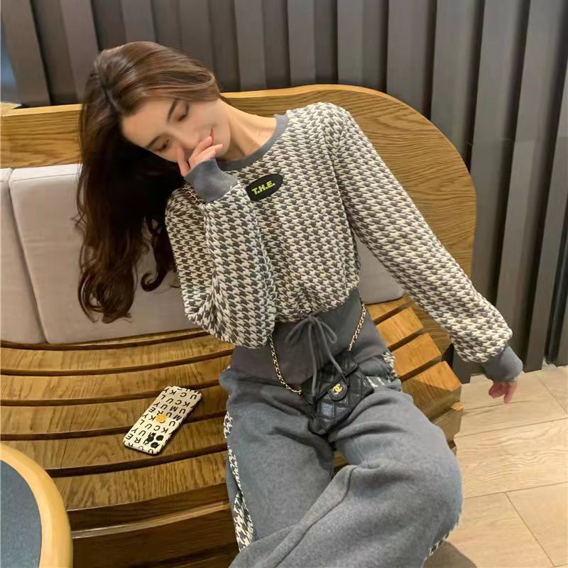 Women's Fashion Leisure Set with Textured Top and Wide Pants Chic & Stil