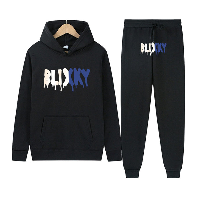 Casual hoodie set for women and jogger pants with modern inscription Lune London