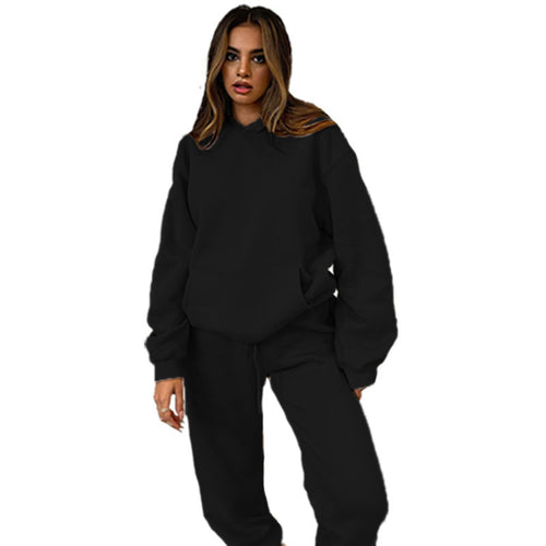 Women's comfortable hooded suit made of high-quality sweatshirt material Chic & Stil
