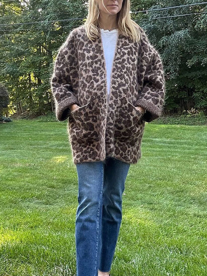 Ladies cozy leopard jacket in high-quality material Lune London
