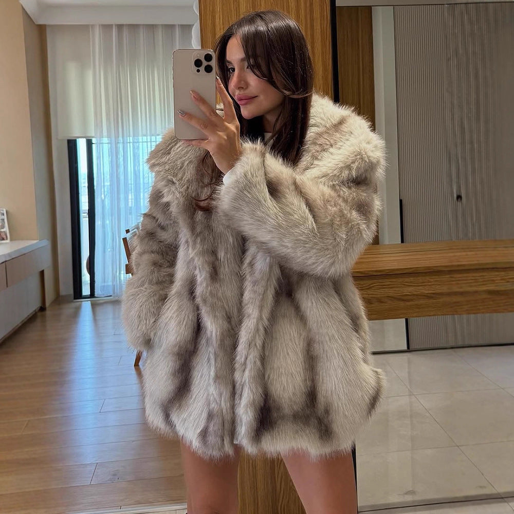 Women's Short Coat Oversize Faux Fur with Voluminous Shawl Collar and Boxy Silhouette Amarae