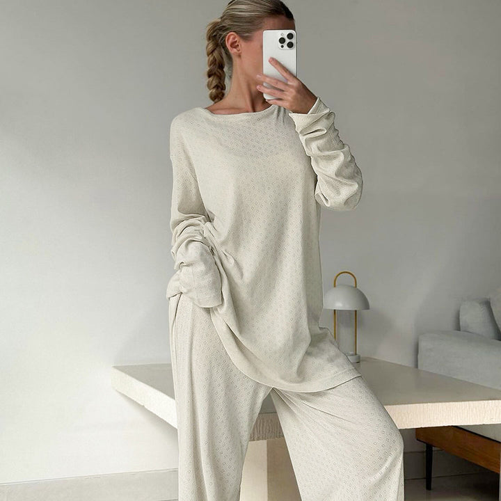 Ladies chic and stylish leisure outfit