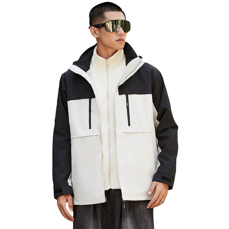 Men's technical outdoor jacket with hood, water-repellent membrane and multifunctional zip pockets Amarae