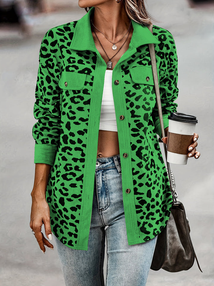 Leisure jacket for women with a textured leopard pattern and practical pockets Lune London