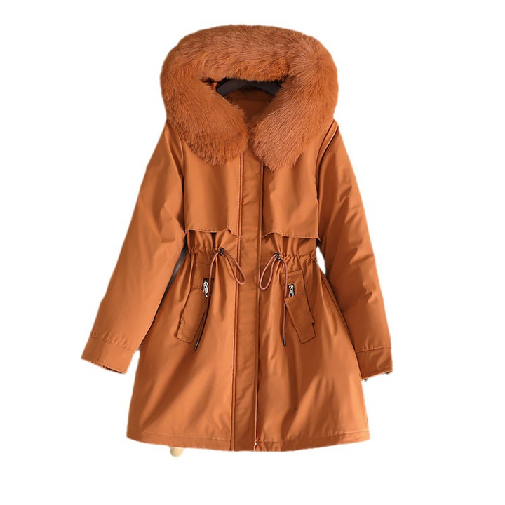 Fashionable women's winter coat with removable faux fur collar and practical pockets Lune London