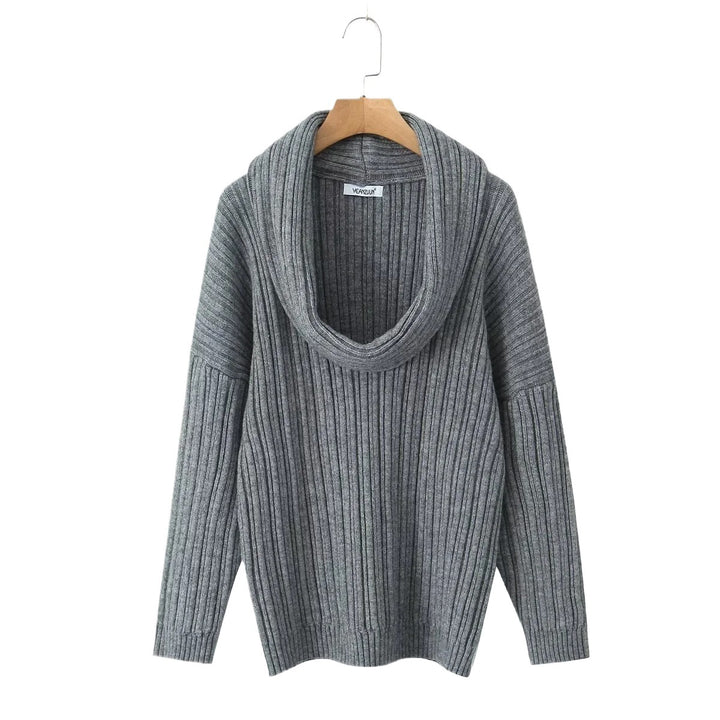 Women's sweater with wide turtleneck and structured ribbed design Lune London