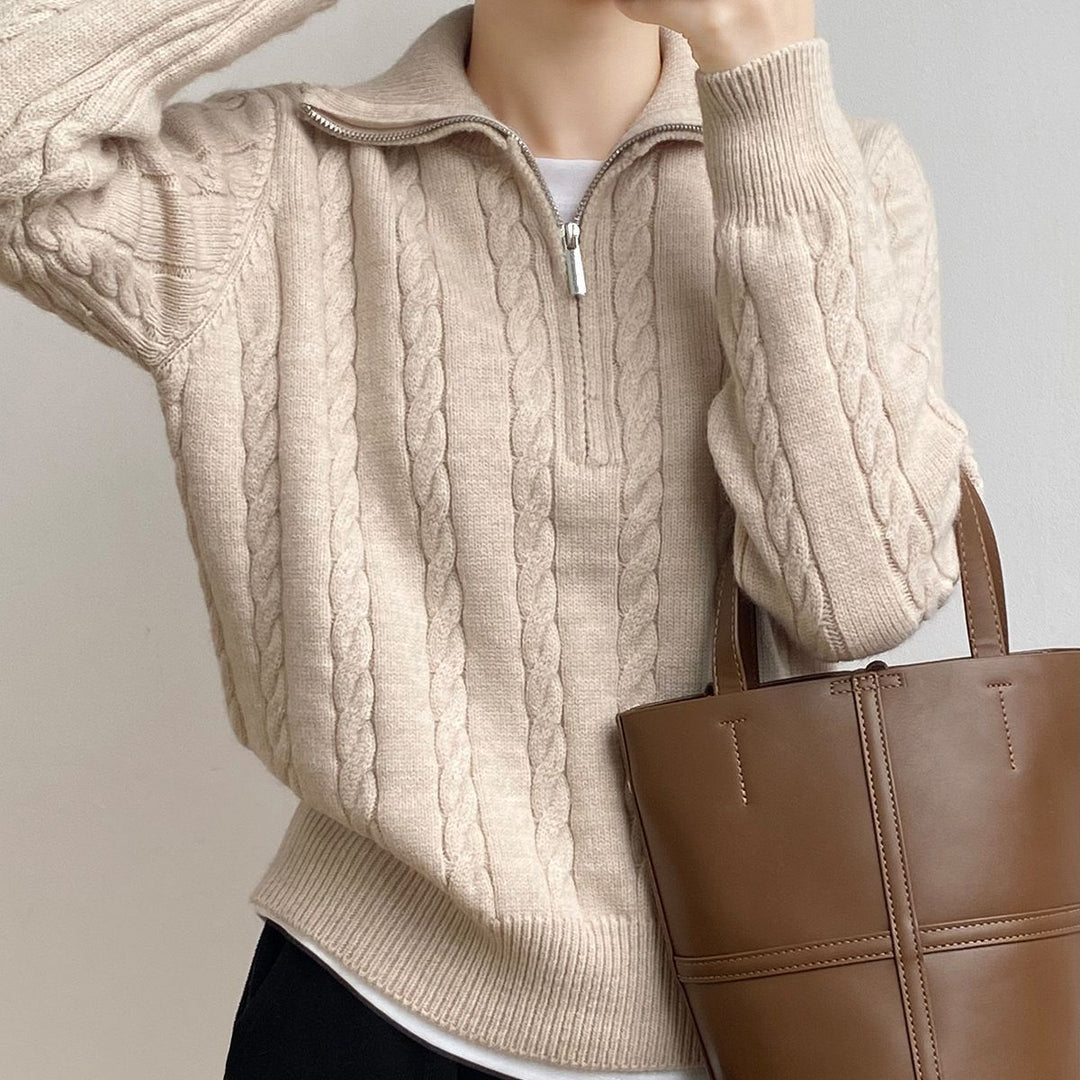 Pull en tricot épais pour femme avec col montant et motif en cable Chic & Stil
