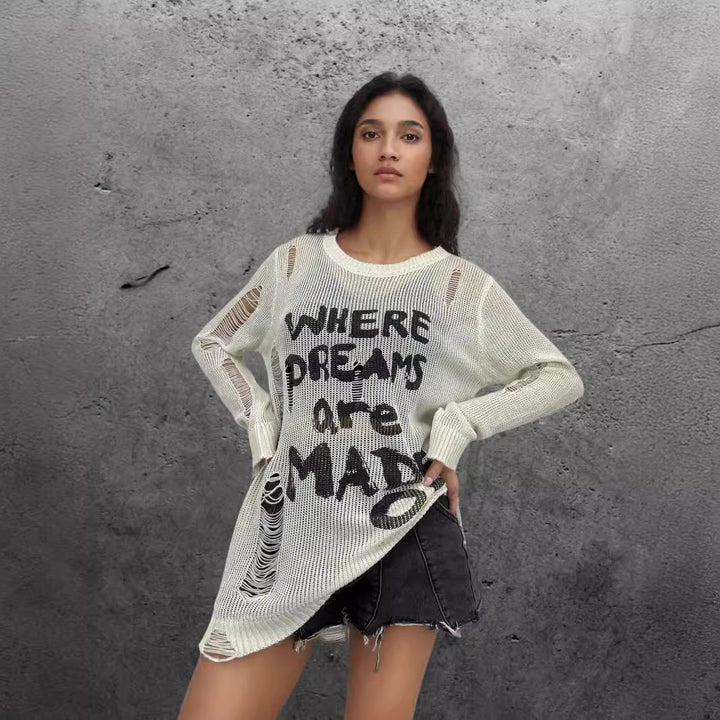 Casual sweater for women with creative writing and trendy cut Lune London