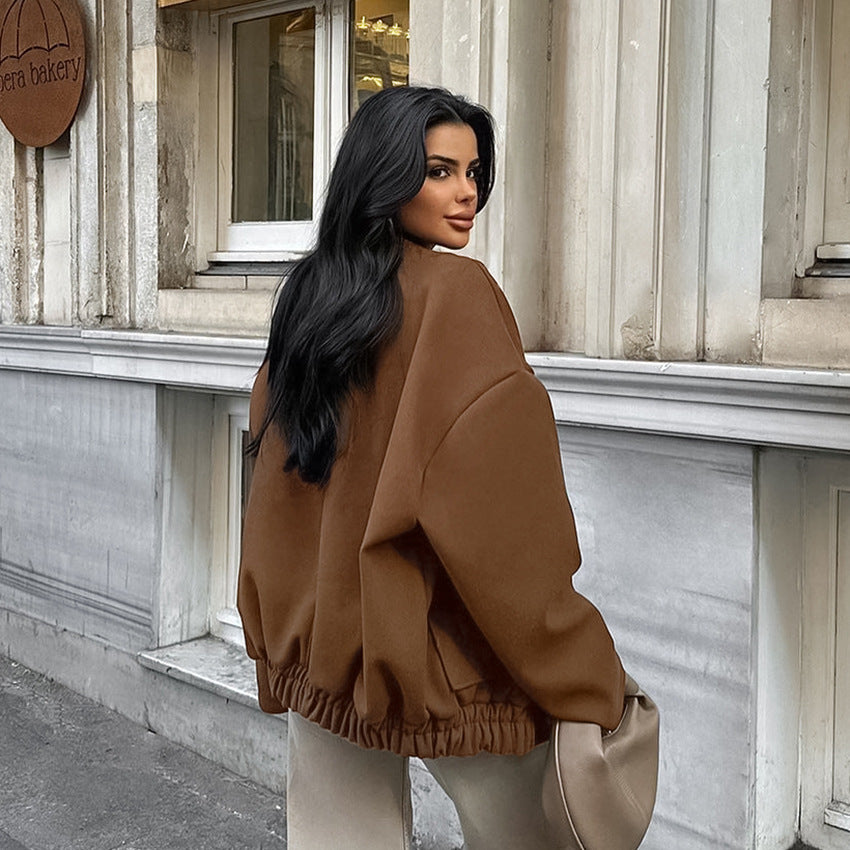 Oversized winter jacket for women with snap button closure and side pockets Lune London
