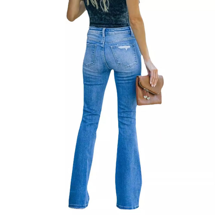 Casual cut women's jeans with distressed details Chic & Stil