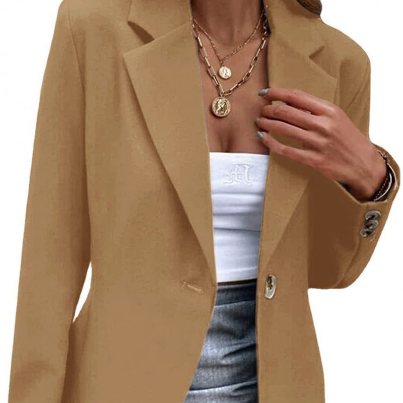 Modern women's blazer with elegant details Lune London