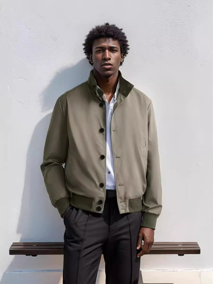 Casual bomber jacket for men with high collar and practical pockets Lune London
