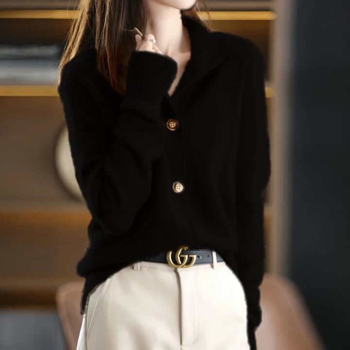 Pull en maille élégant et confortable pour femmes avec grands boutons Chic & Stil