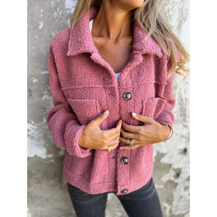 Ladies cozy faux fur coat with practical pockets Lune London