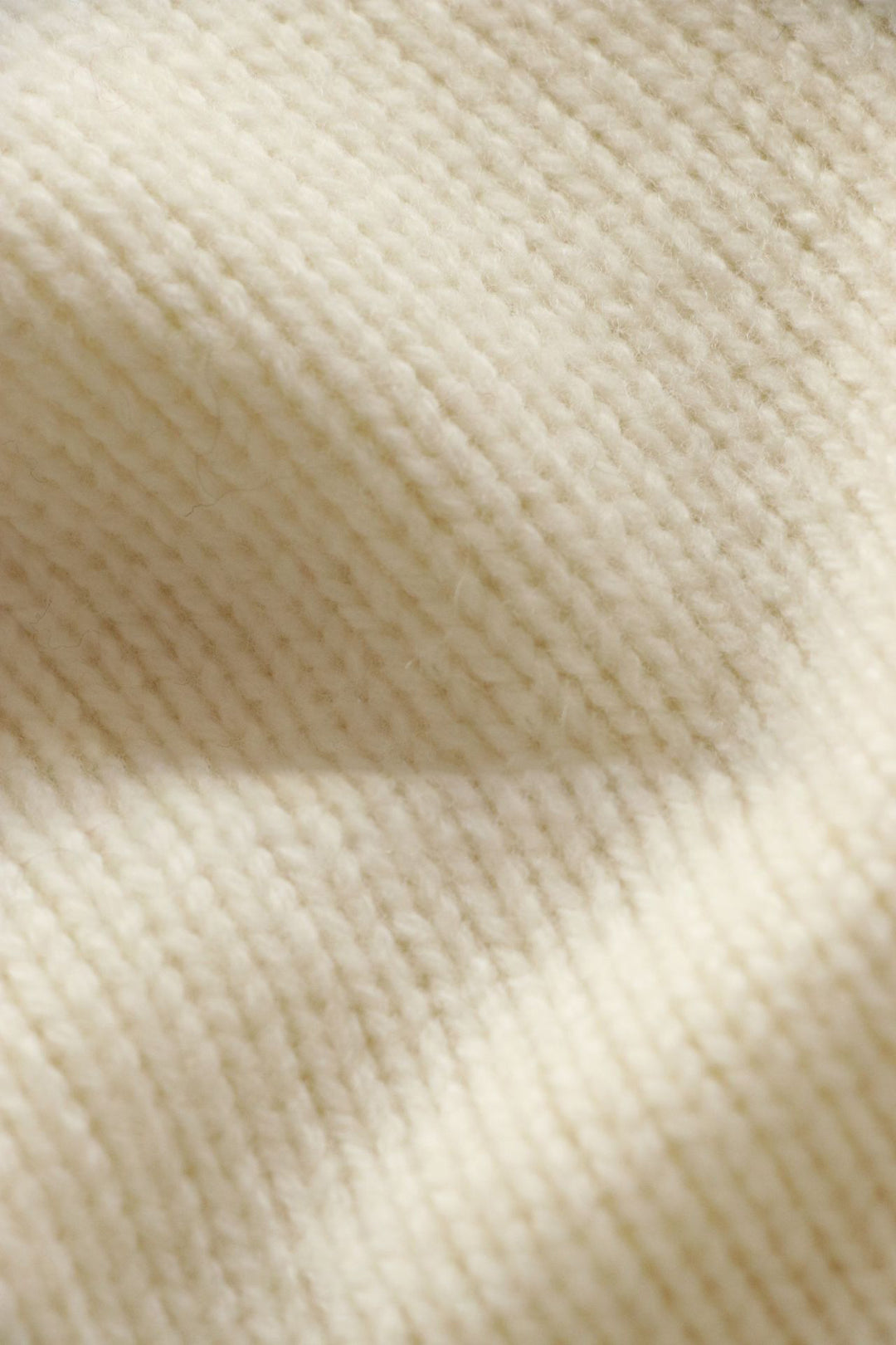 Pull en tricot à manches longues pour femmes avec col montant Chic & Stil