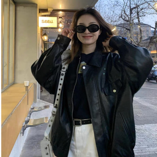 Women's leather jacket in oversized style with fashionable details Chic & Stil