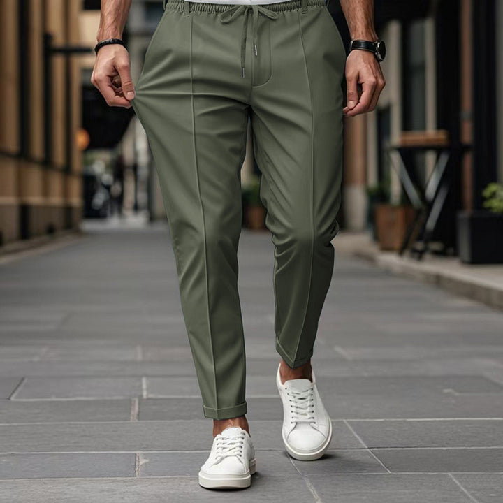 Lune London Elegant leisure pants for men with practical pockets and elastic waistband