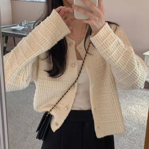 Cardigan côtelé pour femme avec détails de boutons Chic & Stil