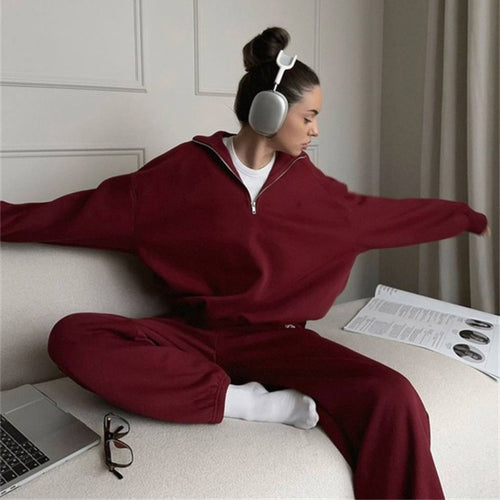Women Fleece Sports Sweater with High Neck and Chic Zipper