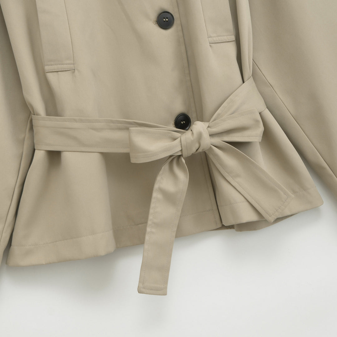 Ladies short trench with tie belt and wide arm Amarae