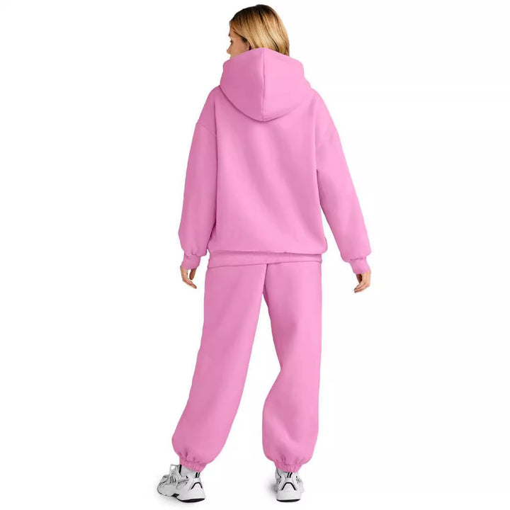 Comfortable women's hoodie and jogger pants set in soft fleece Lune London