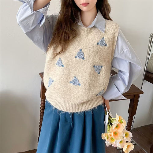 Ladies' knitted sweater with floral pattern Amarae