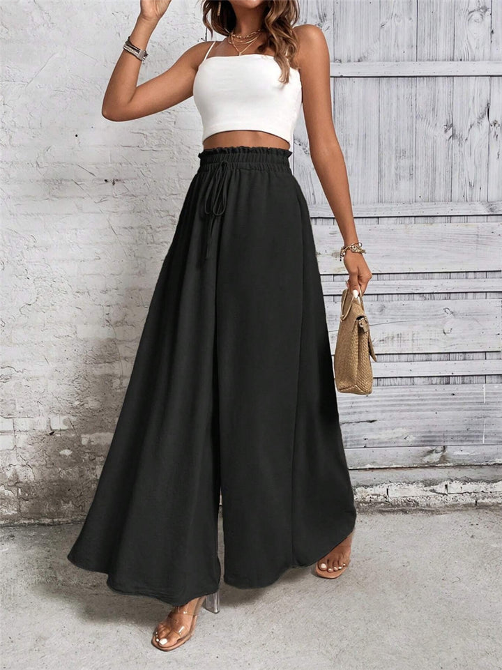 Dresses for women with a loose fit and elastic waist Lune London
