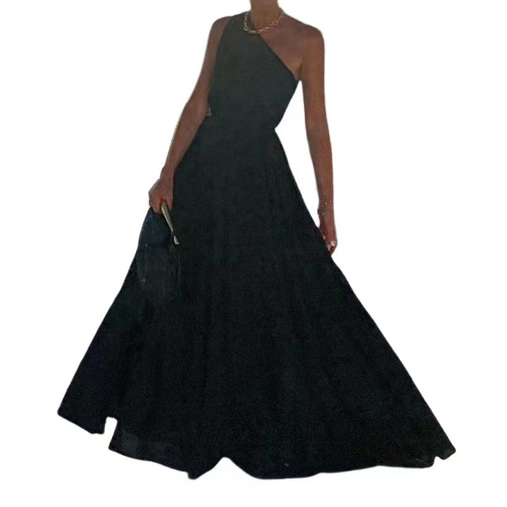 Elegant one-shoulder maxi dress for women Lune London