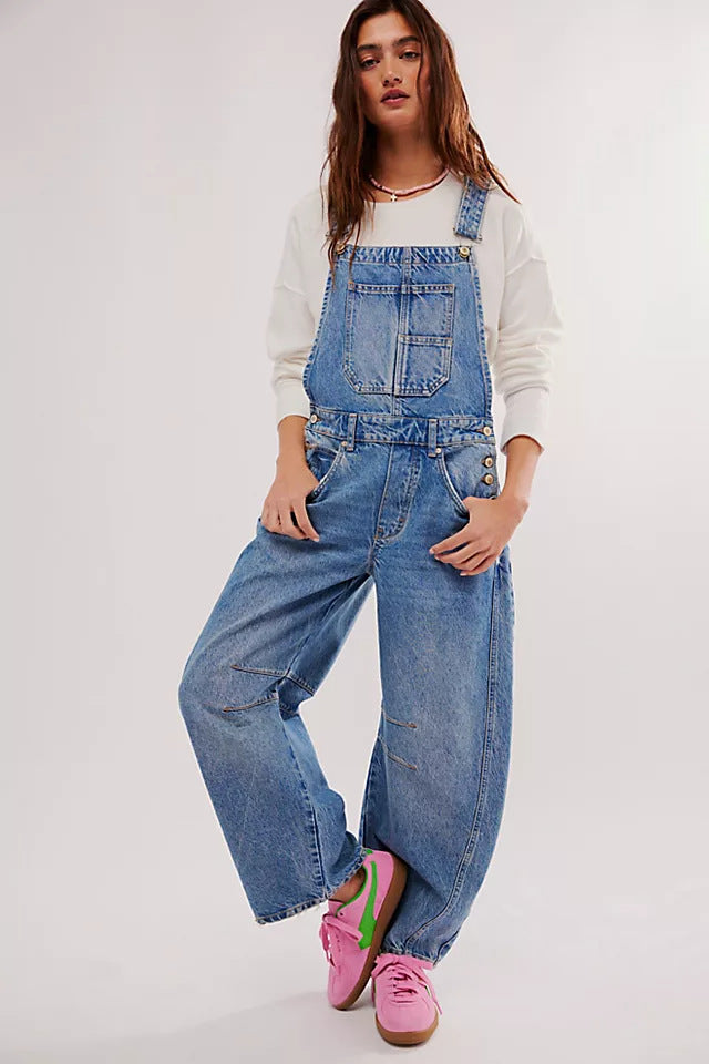 Women's Overalls in a Casual Oversized Style with Practical Pockets and Fashionable Accents Lune London