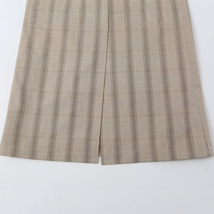 Women's Mid-Length Check Coat with Concealed Button Placket and Raglan Sleeves Amarae