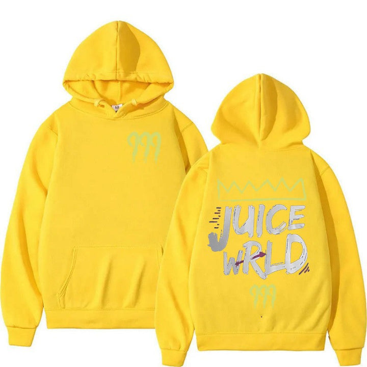 Women's hoodie with modern kangaroo pocket design and striking graphic print Chic & Stil