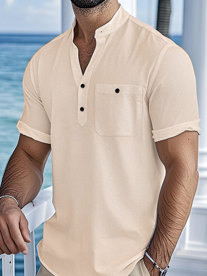 Casual short-sleeve shirt for men with button closure Amarae