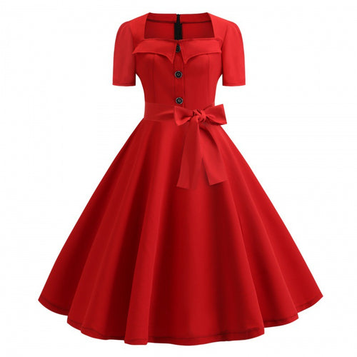 Robe évasée pour femmes avec patte de boutonnage élégante et ceinture ajustée Chic & Stil