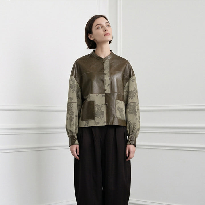 Women's short jacket in leather look and jacquard with stand-up collar Amarae
