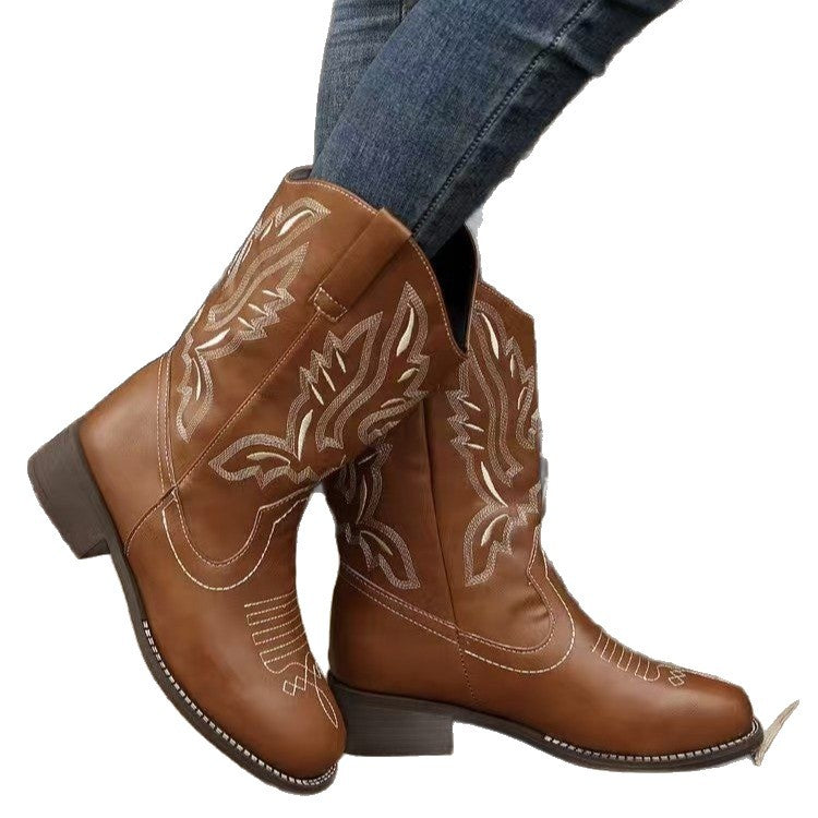 Ladies' Western cowboy boots with pointed toe, embroidered shaft, and medium block heel Amarae