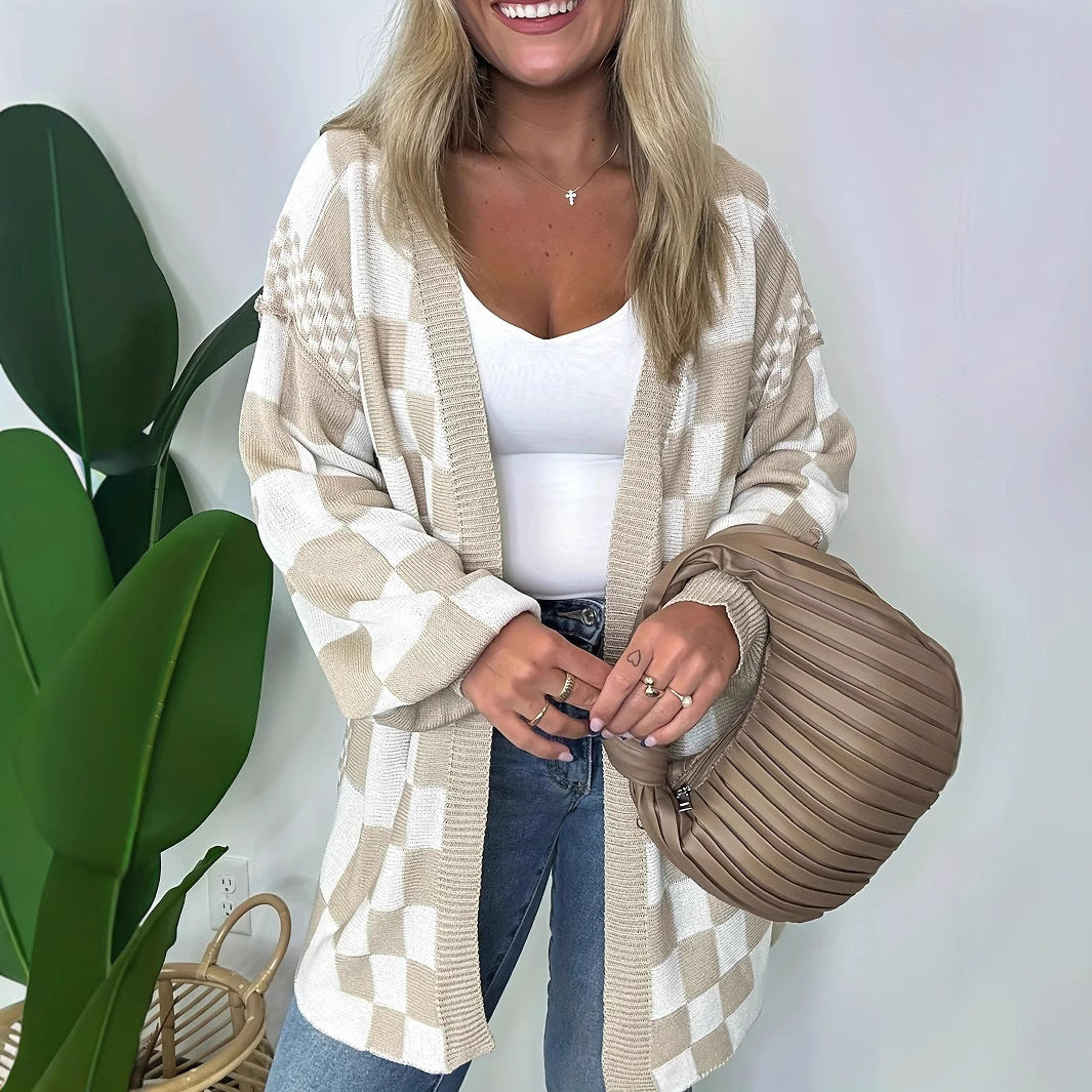 Ladies Oversize Cardigan with plaid pattern Lune London