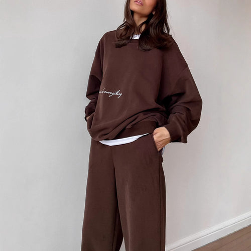 Amarae casual women's sweatshirt and jogger pants set with loose fit