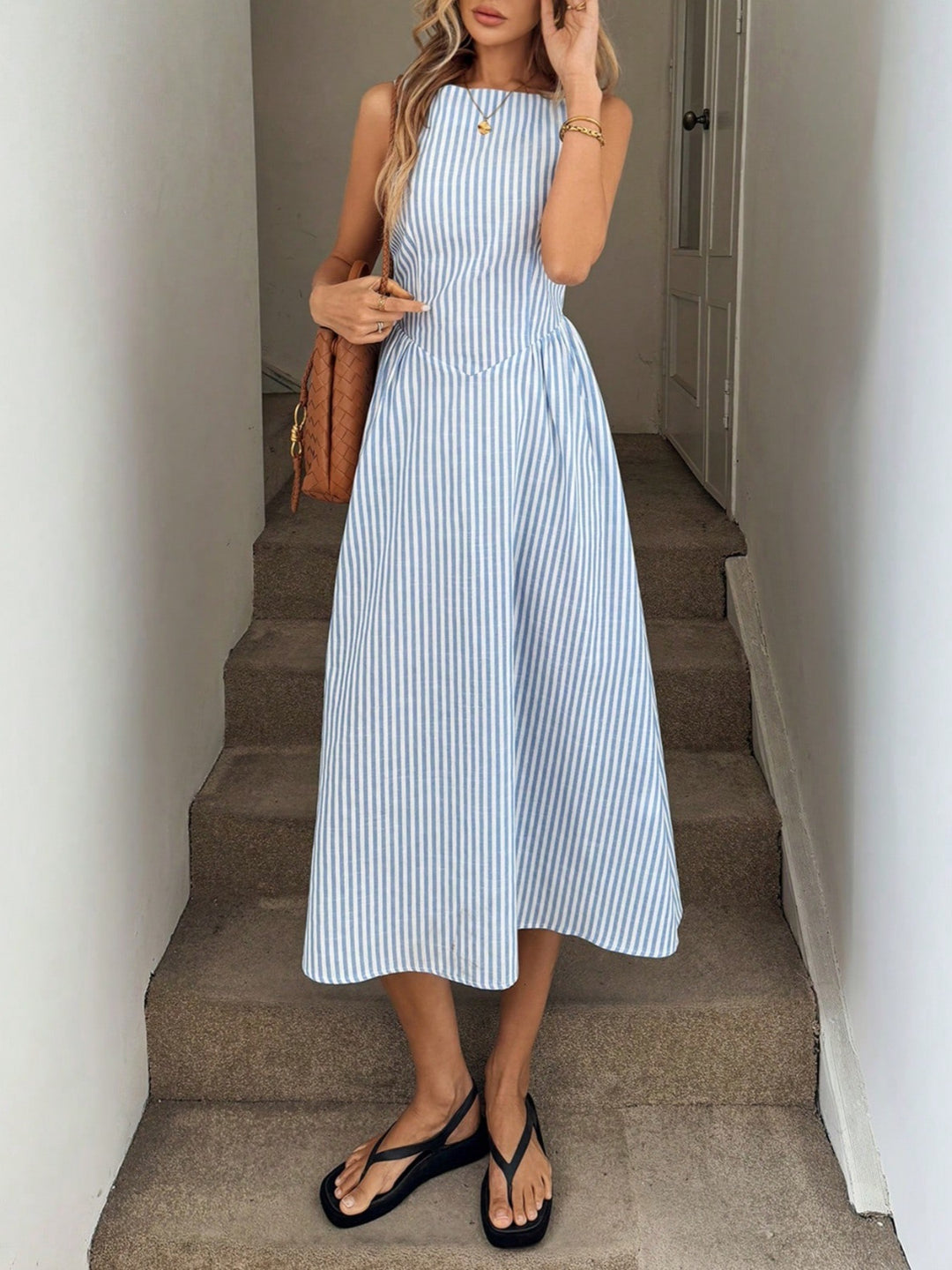 Midi dress for women with fine stripes and a fitted silhouette Lune London