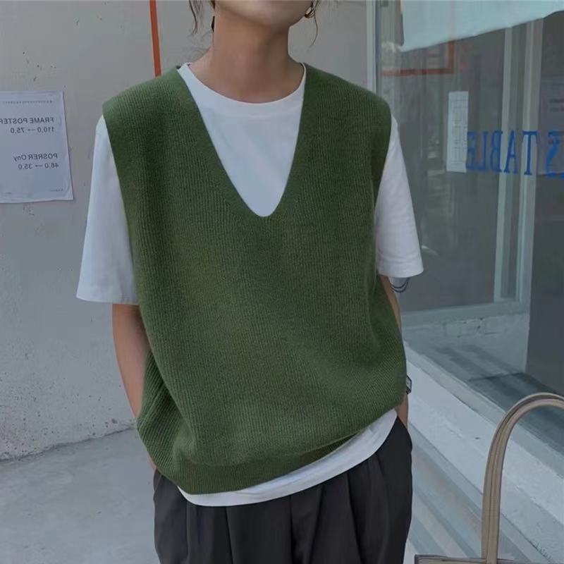 Pull stylé pour femme avec col en V et coupe ample Chic & Stil
