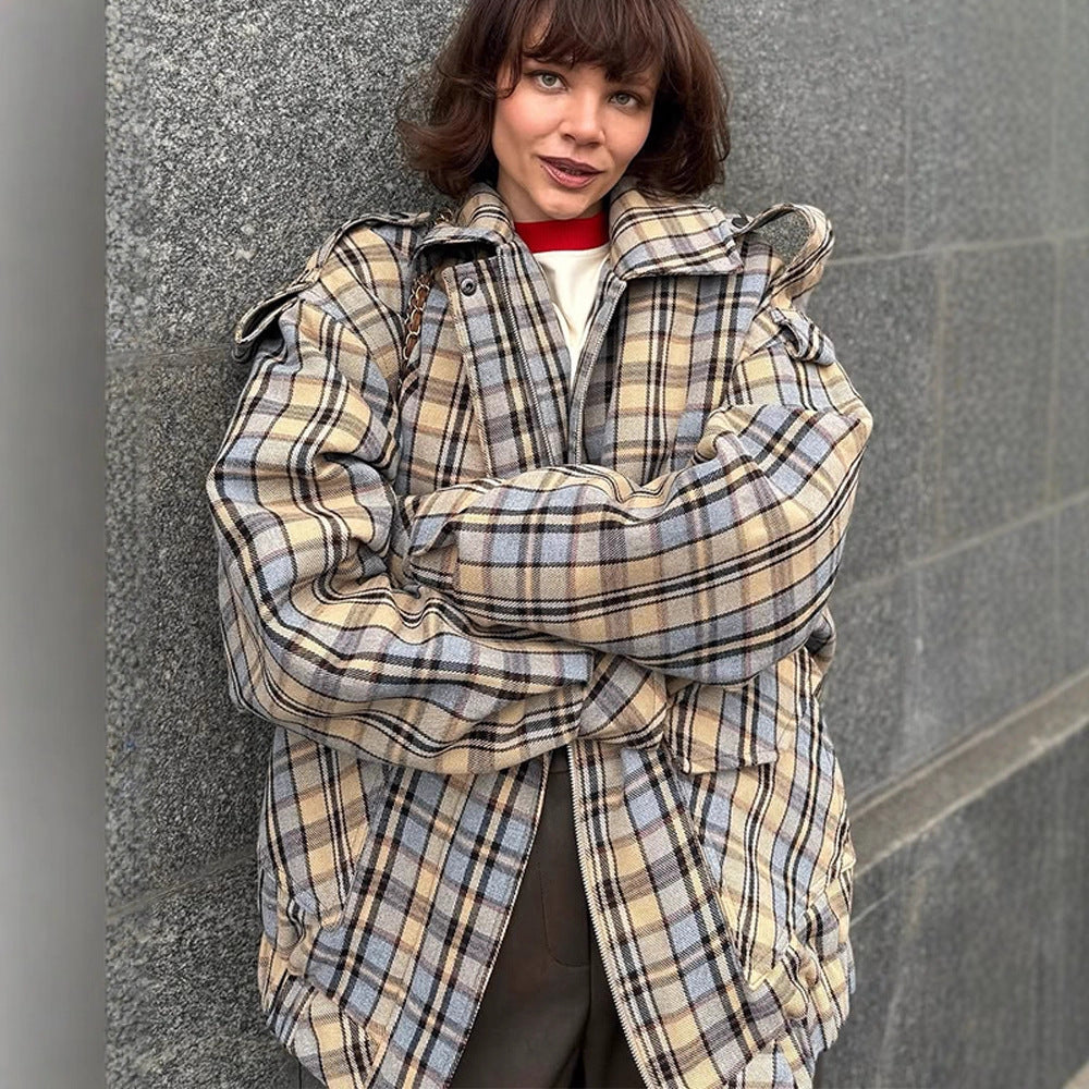 Women’s Oversized Check Coat in Boxy Cut with Zipper and Shoulder Flaps Amarae