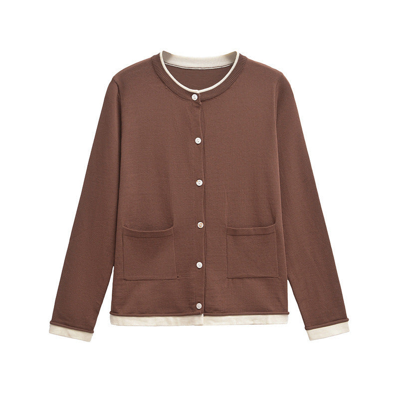Ladies Comfortable Knit Jacket with Chic Pockets and Style