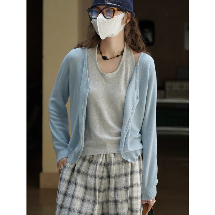 Women's fine knit cardigan with open front, ribbed hem and boxy silhouette Amarae