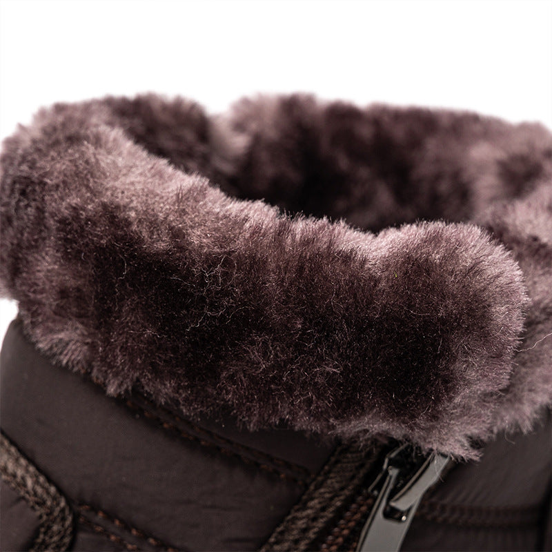 Women's insulated winter boots with non-slip sole and convenient zipper Lune London
