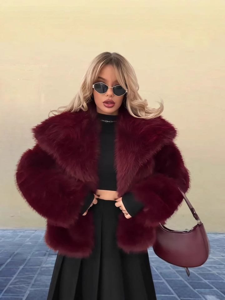 Ladies faux fur jacket with elegant cut and soft inner lining Lune London